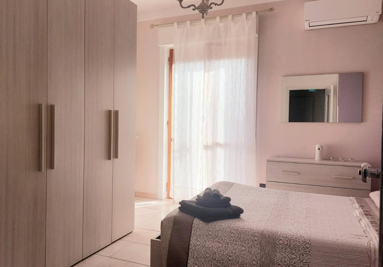 Attico Trilocale Con Solarium A Borghetto Santo Spirito公寓 外观 照片